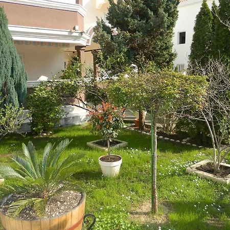 Garni Mena Hotel