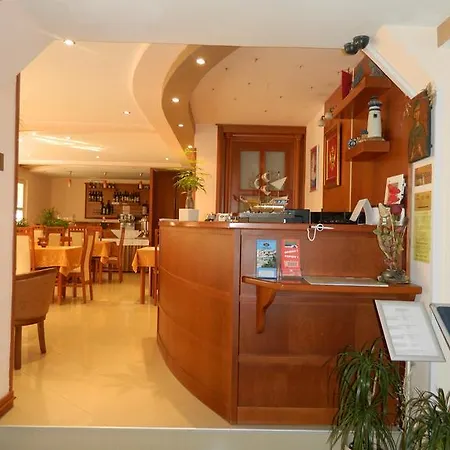 Garni Mena Hotel