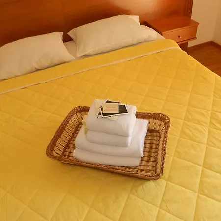 Hotel Garni Mena Budva