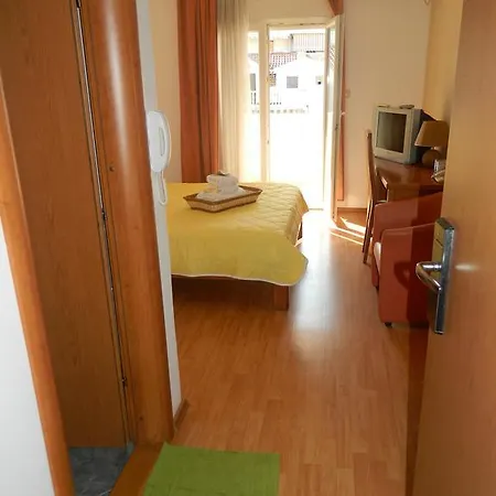 Garni Mena Hotel