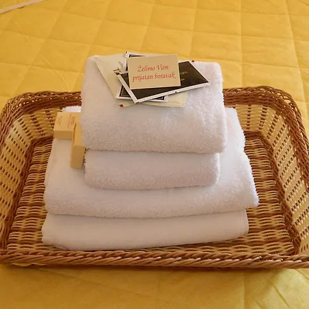 Hotel Garni Mena