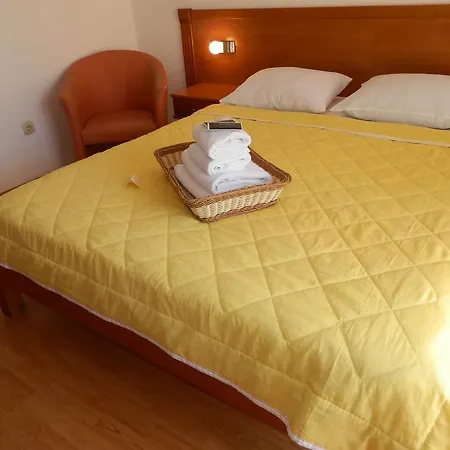 Hotel Garni Mena Budva