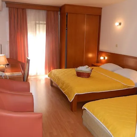 Garni Mena 3* Budva